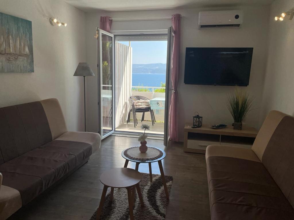 Nemira Beach Apartments Omiš Exterior foto