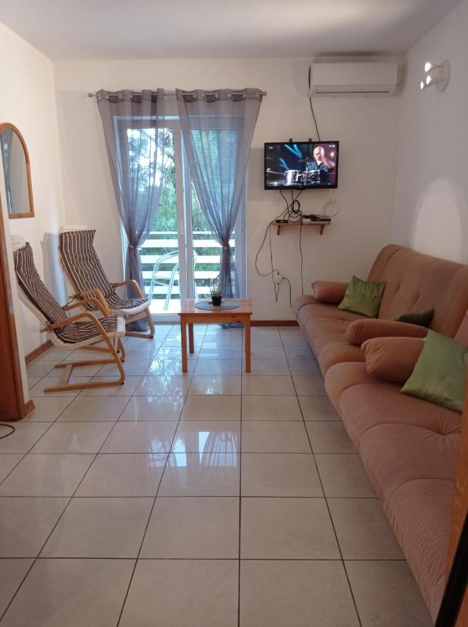 Nemira Beach Apartments Omiš Exterior foto